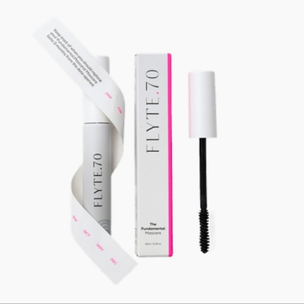 FLYTE.70 The Fundamental. Mascara ~ NWT